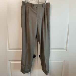 Lauren green label men’s suit pants. Pleated and cuffed. Size 36 x 32. R Lauren.